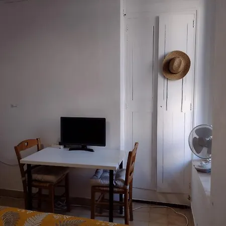 Séjour chez l'habitant Privee Agreable Avec Balcon *